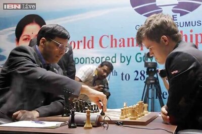 Anand loses again, trails 2-4 in World Chess Championship