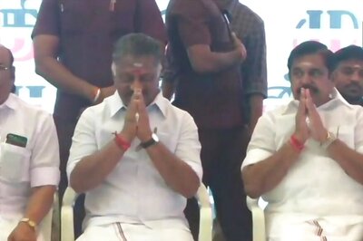 AIADMK Begins Hunger Strike Over Cauvery Management Board Issue