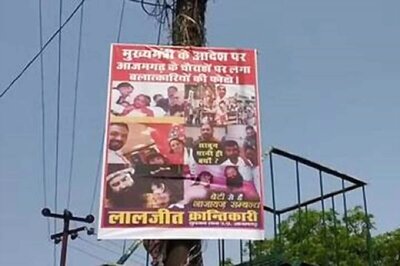 UP Police Remove 'Objectionable Posters' Put Up by Outfit Linked to Samajwadi Party, FIR Filed