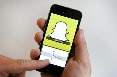 Snapchat 'Custom Stories' Feature Looks Promising For Group Outings