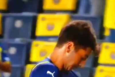 Europa League: Fenerbahce's Muhammed Gumuskaya Left Red-faced as He Tries to Kiss Club Badge