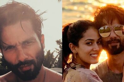 Shahid Kapoor Leaves All Gasping From Breath As He Sends New Year Wishes With Hottest Pool Pic