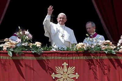 On Easter, Pope Francis Denounces 'Oppressive Regimes' But Urges Restraint
