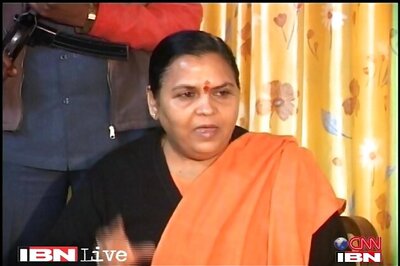 Manmohan should retire from politics: Uma