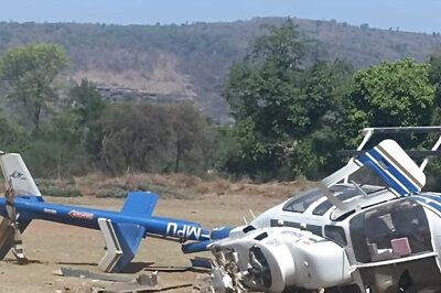 Private Helicopter En Route to Pick Shiv Sena Leader Tilts During Landing In Raigad, Pilot Injured