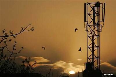 Cabinet to discuss telecom spectrum pricing issue today