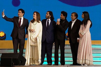#CelebratingJio: Reliance Jio 4G launch event sweeps Twitter