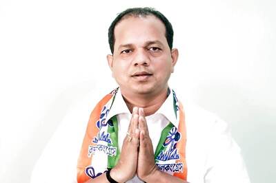 Bengal Minister Jakir Hossain Injured After Assailants Hurl Crude Bombs Inside Rly Station in Murshidabad