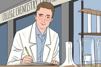 How to Become a Perfumer