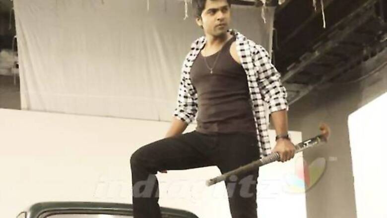 Simbu can't stop praising director Vijay Chander