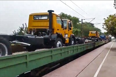 From Maruti Suzuki to Trucks, Here's How Indian Railways is Helping Auto Makers Transport Vehicles