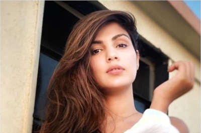 Rhea Chakraborty Never Consumed Drugs in Her Life, Ready for Blood Test, Says Lawyer