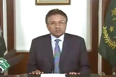 Musharraf, Imran Khan bag 'Hall of Shame' awards