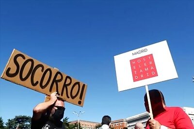 Madrid Bar And Restaurants Call For Help As COVID Crisis Hits