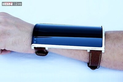 You may soon be able to wrap your smartphone around your wrist