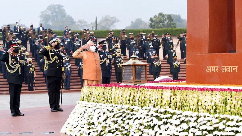 Vijay Diwas: PM Modi Pays Respects at National War Memorial, Merges 4 Victory Torches in Eternal Flame