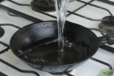 How to Clean a Cast Iron Skillet