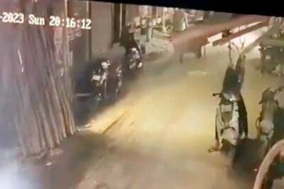 Delhi's Minor Boy Sustains Eye Injury From Firecracker, CCTV Footage Shocks People