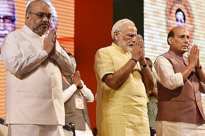 Rajnath Singh Responds to Yashwant Sinha's Criticism, Says India is Fastest Growing Economy