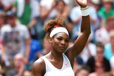 Williams extends Wimbledon winning streak to 32
