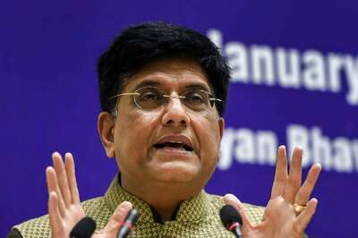 Piyush Goyal Discusses Measures to Enhance Covid-19 Vaccine Production with USTR