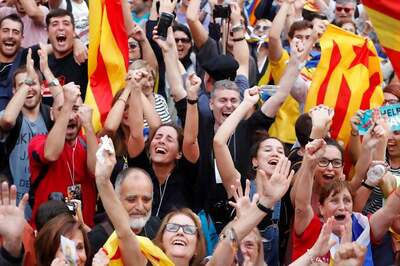 Thousands of Independence Supporters in Barcelona Celebrate