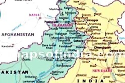 Pak Min's show flops, map shows Kashmir in India