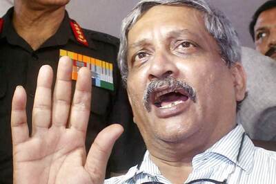 Congress Demands FIR Against Manohar Parrikar for 'Bribe' Remark