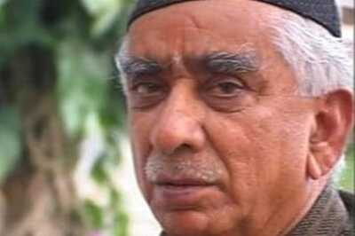 India allows Jaswant Singh to visit Pakistan