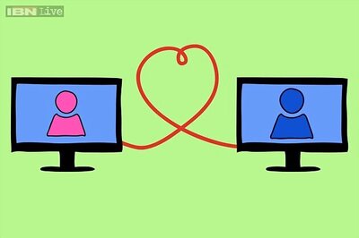 Dos and don'ts: 8 tips that can help you find a date online