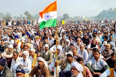 'Violation of Fundamental Right': Petition in SC Seeks Restoration of Internet Services at Farmer Protest Sites