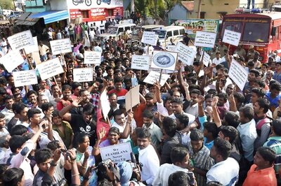 Jallikattu Held Across Tamil Nadu After no Show in Madurai