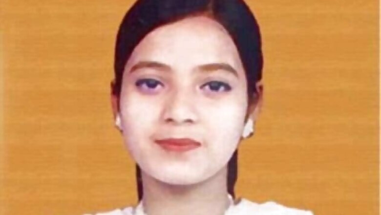 Ishrat case: Court allows 2 accused policemen to go outside Gujarat
