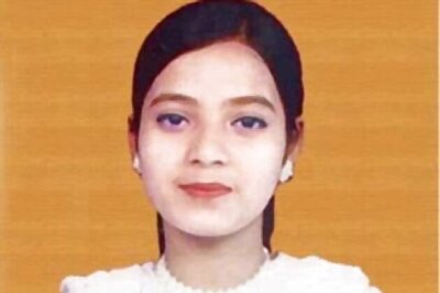 Ishrat case: Court allows 2 accused policemen to go outside Gujarat