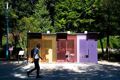 Tokyo Transparent Toilet's Walls Go Opaque When Door Closed