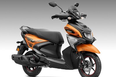 Yamaha RayZR 125, RayZR Street Rally 125 with Hybrid Tech Launched at Rs 76,830