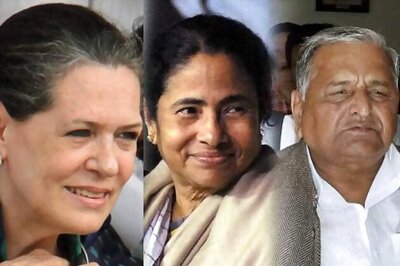 Differences between Mamata, Mulayam?