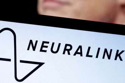 Elon Musk’s Neuralink Installs Brain Implant in First Human Patient, Says Initial Results Are ‘Promising’