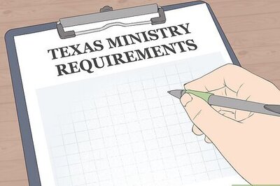 How to Become a Minister in Texas