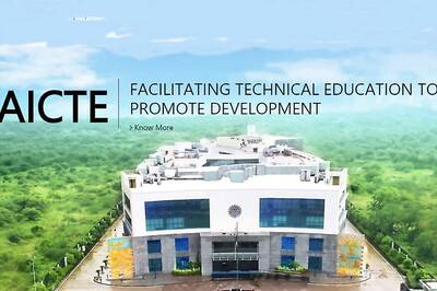 71% of Institutes Approved by AICTE are Pharma, 2.6 Lakh Engineering Seats Scrapped