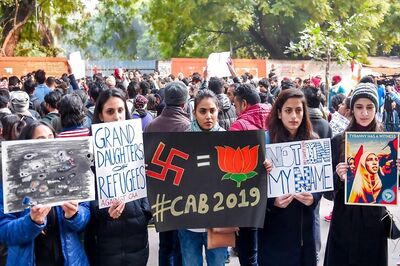 Protests Continue in Delhi as Several Take out 'Solidarity March' in Support of Jamia Students