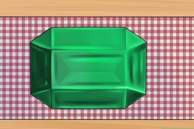 How to Shop for Emeralds