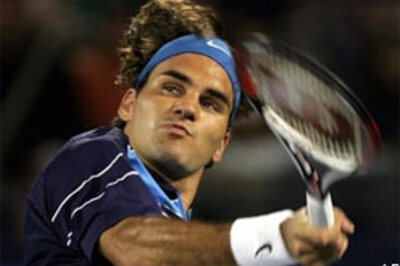 Federer beaten by wildcard in Rome