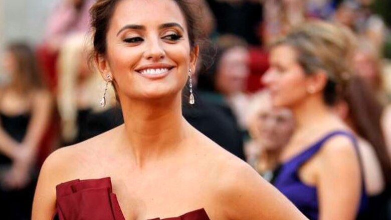 Penelope Cruz five months pregnant?