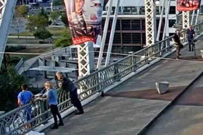 Jon Bon Jovi Persuades Woman Not To Jump Off Bridge