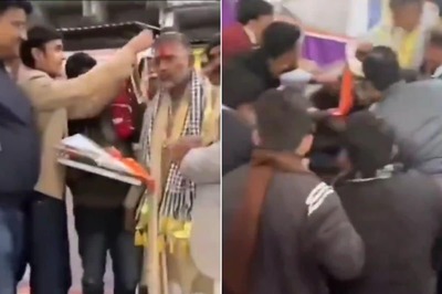 Stage Set to Welcome Rajasthan Minister Collapses During Felicitation Ceremony in Kota | On Cam