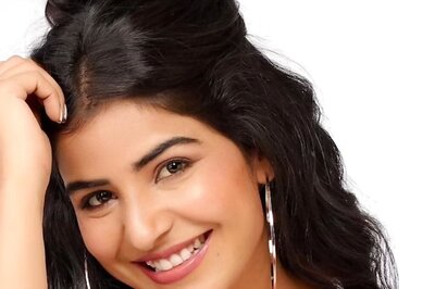 When Actress Shikha Malhotra Suffered Paralysis While Working As Nurse During Covid-19 Pandemic