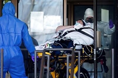 Canada Says New Waves of Coronavirus Could Swamp Healthcare System, Send Death Toll Soaring