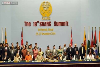 Modi-Sharif handshake a face-saver for Kathmandu SAARC Summit, Pakistan to host next one in 2015