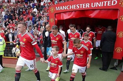 Manchester United held to a 0-0 draw by Newcastle at Old Trafford